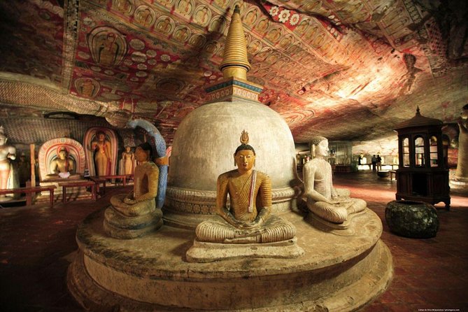 08 Nights in Magical Sri Lanka - Tea country and the scenic train to Ella from Nanu Oya