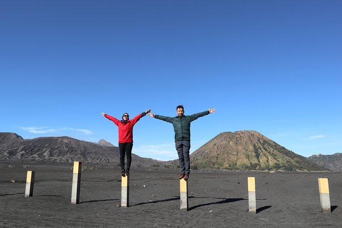 1 Day Amazing Bromo Sunrise tour from Malang Surabaya 7 spots - Sunrise at Gunung Penanjakan: crowds, cold, and how to make it better