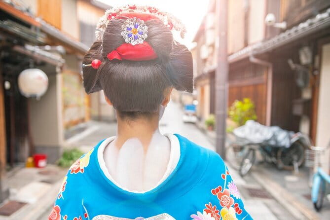 1 Hour Geisha Show in Kyoto - Kamishichiken Street: The Setting That Makes the Tradition Feel Real