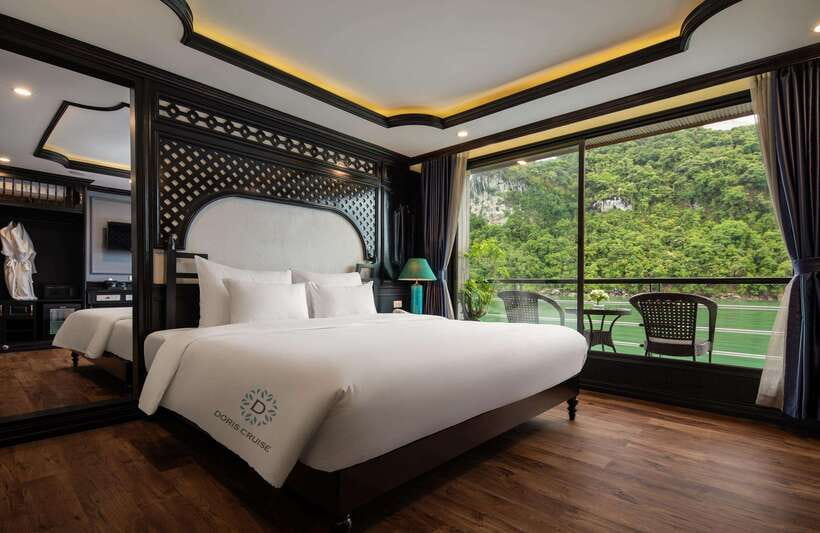 2-Day: Halong Lan Ha Bay 5 Stars Cruises w/Balcony & Bathtub - The sunset-to-dinner vibe on Lan Ha: quiet time you’ll actually notice
