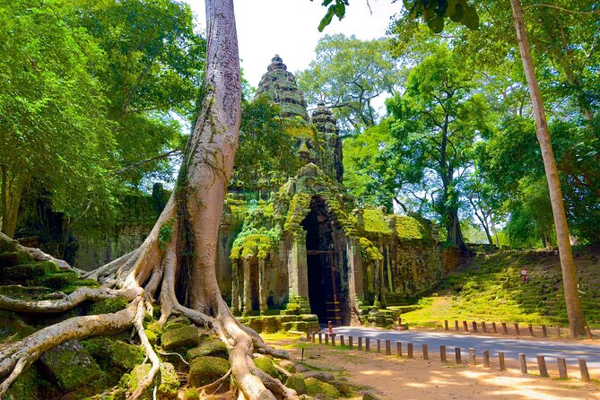 2 Days Exclusive Temple Highlights with Sunset and Sunrise Tour - Comfort you’ll appreciate: air-conditioning, water, and bathroom reality