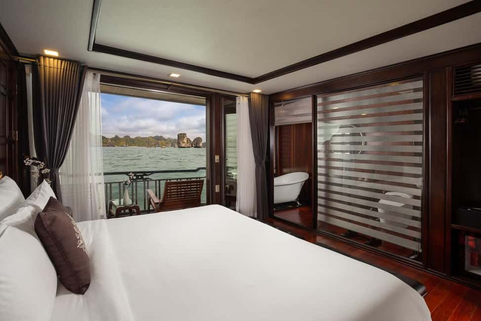 2 Days Halong 5 Stars Cruise with Free Pickup from Hanoi - Meals onboard: included feasts and vegetarian handling
