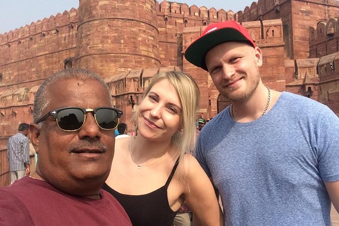 3-Day Private Luxury Golden Triangle Tour to Agra and Jaipur From New Delhi - Guides, drivers, and why this tour feels safe in traffic
