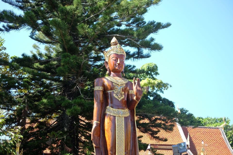 4-Hour Doi Suthep & Hmong Hill Tribe Village from Chiang Mai - Price and Value: What $36 Buys You in Real Terms