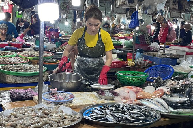5 Dishes Cooking Class with Market Trip in Da Nang - What the Meal and Rice Vodka Add to the Evening