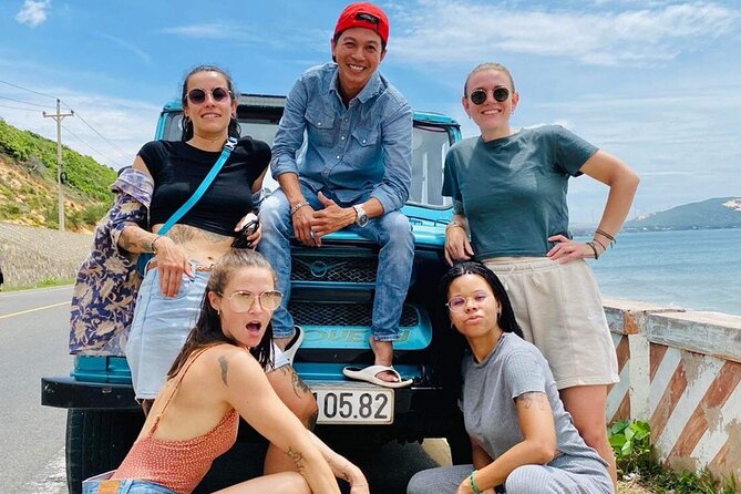 5-Hour Sunrise or Sunset Jeep Tour from Mui Ne Beach Town - Stop 5: Ocean View and Jeep Photo Session (20 Minutes to Get the Shot)