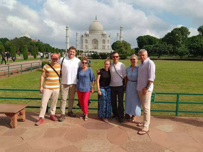 Agra: Skip-the-Line Taj Mahal & Agra Fort Private Tour - Language and communication: you won’t have to struggle