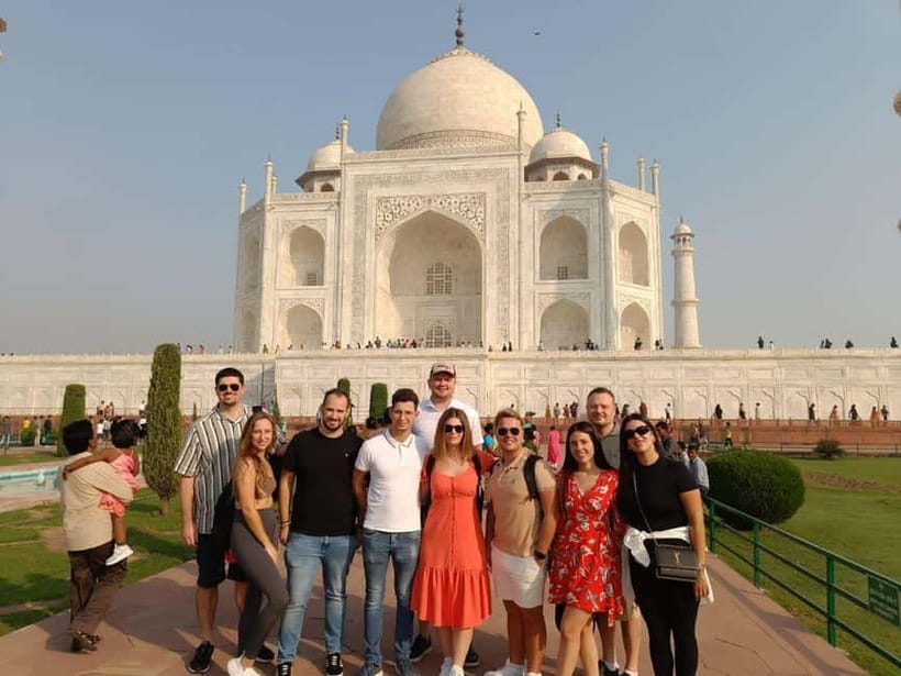Agra: Skip-the-Line Taj Mahal & Agra Fort Private Tour - Pickup and private car: how the day stays calm