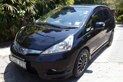 AirPort CMB to Colombo (Private Taxi 24/7) Car, Van, Minibus - How the 45-Minute Trip Really Works (and What Can Affect It)