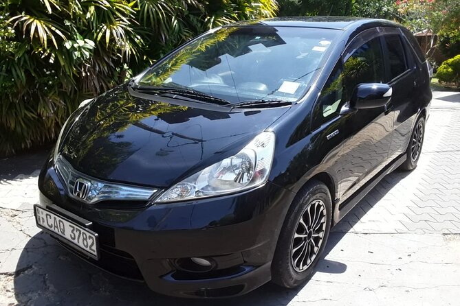 AirPort CMB to Colombo (Private Taxi 24/7) Car, Van, Minibus - How the 45-Minute Trip Really Works (and What Can Affect It)