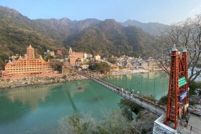 Alluring North India and Rajasthan Tour - The private car advantage in India traffic (and what to look for)