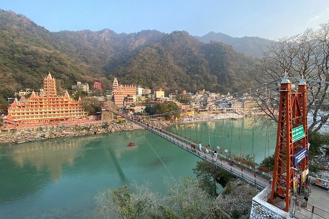 Alluring North India and Rajasthan Tour - The private car advantage in India traffic (and what to look for)