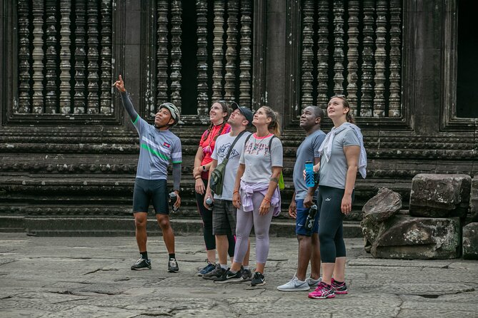 Angkor Sunrise Bike Tour / E-Bike or Tuk Tuk - Srah Srang lunch: a calm reset by the reservoir