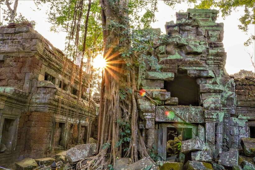 Angkor Wat: Full-Day Temples Small Group Tour - Srah Srang stop: a comfort pause that also sets up lunch