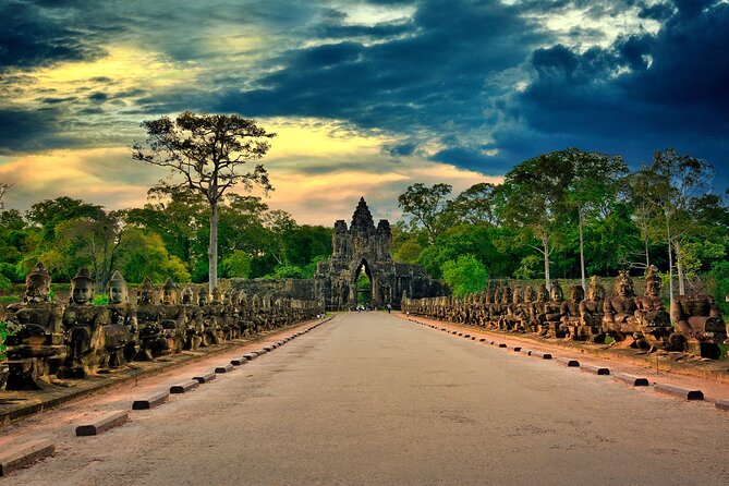 Angkor Wat Private Tuk-Tuk Tour (sunrise Option) & more - Pickup, cooling breaks, and why the driver really matters