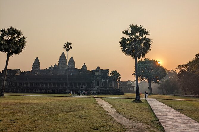 Angkor Wat Private Tuk-Tuk Tour (sunrise Option) & more - Angkor Wat: your sunrise block, photo spots, and how to use the time