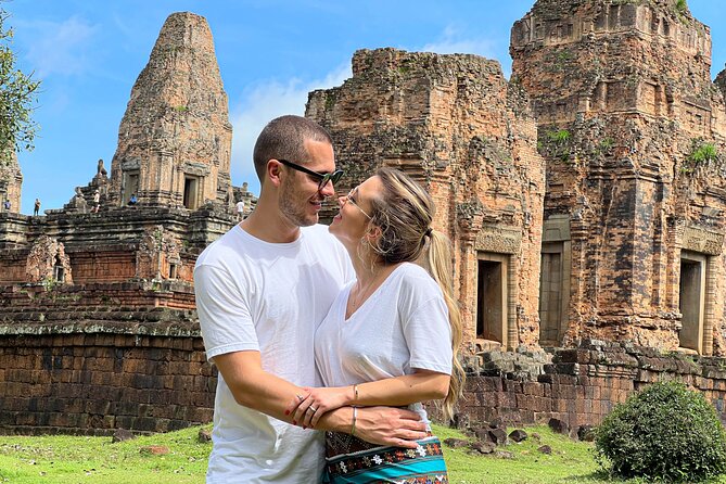 Angkor Wat Sunrise Small Group Tour With Breakfast - Angkor Thom highlights: Bayon, Baphuon, and the faces