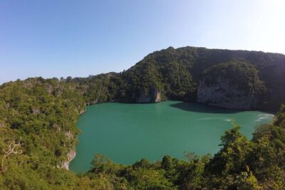 Angthong National Marine Park VIP Small Group Tour - Morning cruise past Samui’s northern coast