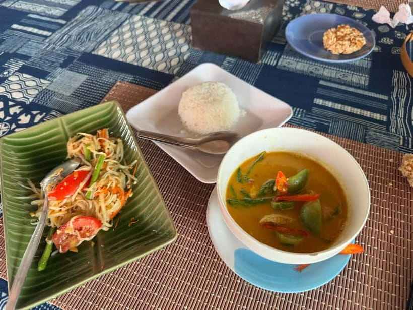Ao Nang: Hands-on Learn to Cook 3 Popular Thai's street food - How the English-Speaking Instructor Teaches Thai Flavor