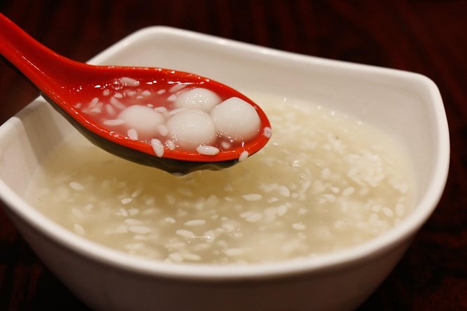 Authentic Local Food Tour in Central Shanghai - Tea breaks and pacing: eating enough, but not suffering