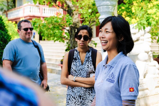 Authentic Mekong Delta Tour With Local Experts - Riverside market + rowboat into the Thu Thua canals