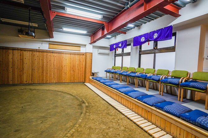 Authentic Sumo Experience in Tokyo: Enter the Sanctuary - Learning sumo moves with retired wrestlers