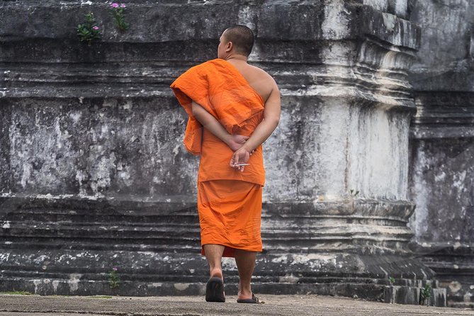 Ayutthaya Temples and River Cruise from Bangkok - Temple of the Reclining Buddha (Wat Lokayasutharam): worth it, but easy to miss