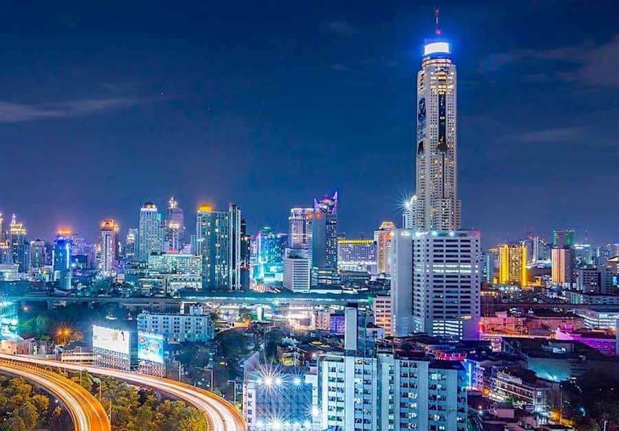 Baiyoke 82nd Floor: Crystal Grill Buffet & Observation Deck - Quick hits before you go