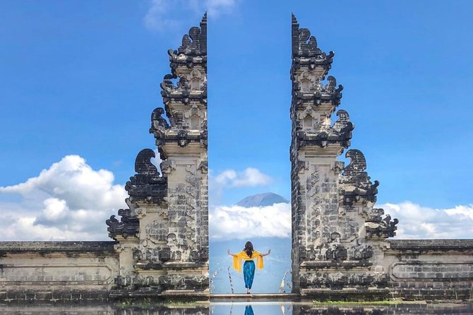 Bali Blue Lagoon Snorkeling - Lunch and Transport All Inclusive - Lempuyang Temple Gates of Heaven: The Photo-Plan Reality