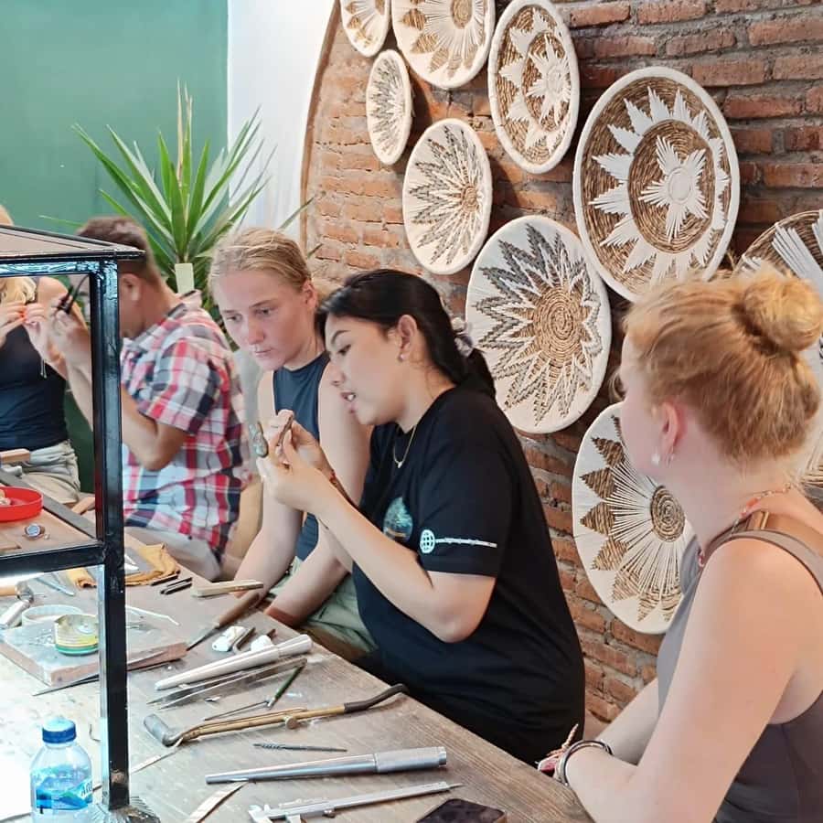 Bali: Canggu Jewelry Making Class with Creative Studio Vibes - Before You Go: Small Planning Tips That Make It Easier