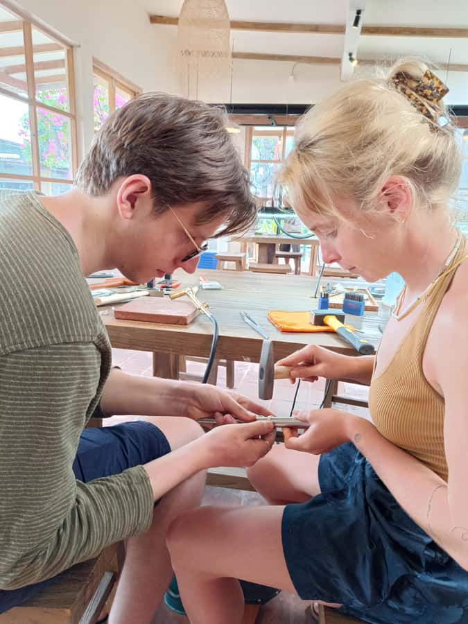 Bali: Canggu Jewelry Making Class with Creative Studio Vibes - Picking Your Design and the Silver Weight (1–6 Grams)