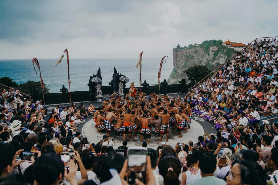 Bali: Full-Day Private or Shared Uluwatu Highlights Tour - Melasti Beach: A Quiet Break on the Limestone Coast