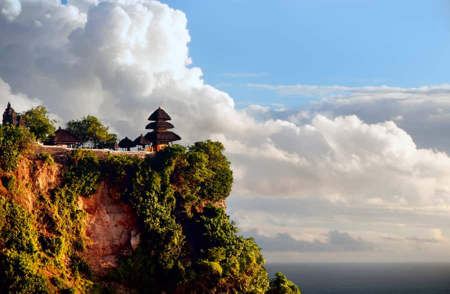 Bali: Full-Day Private or Shared Uluwatu Highlights Tour - What to Pack and How to Stay Comfortable at the Coast and Temples
