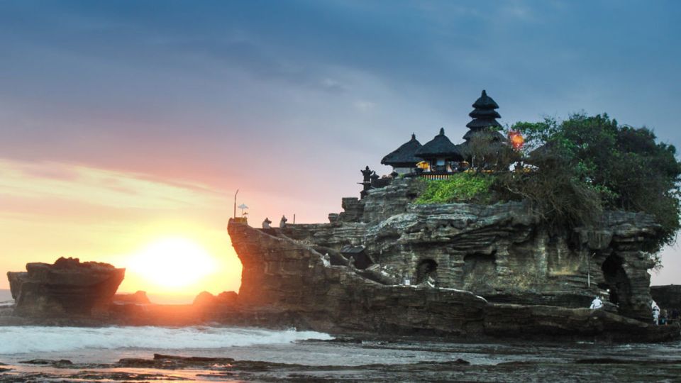 Bali: Half-Day Private City Tour with Transfers - Pura Tanah Lot: the sea temple feel you can’t fake