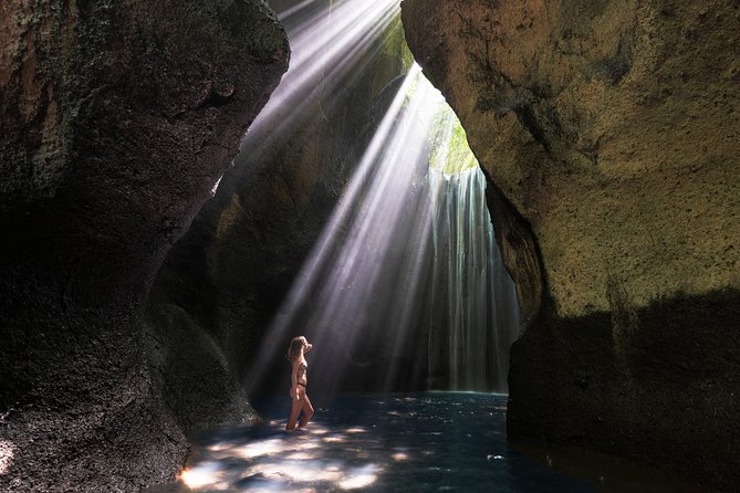 Bali Instagram: Gate of Heaven Temple Tour - Stop 4: Tukad Cepung Waterfall inside the cave light show