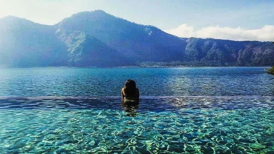 Bali/Mount Batur: Private Sunrise Jeep Tour & Hot Spring - The Mt. Batur Lounge stop: small comfort details that add up