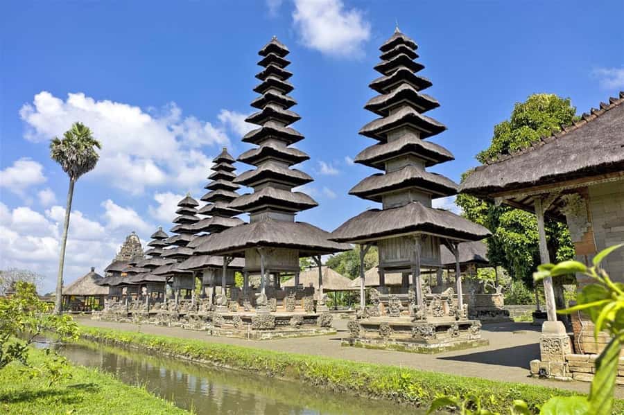 Bali: Sacred Temples and Sunset Private Tour - Should you book this Bali Sacred Temples and Sunset private tour?