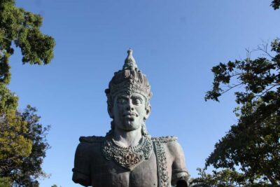 Bali: South Coast Uluwatu, Tanah Lot, and Jimbaran Day Trip - Suluban Beach and Blue Point caves: the calmer side of Uluwatu
