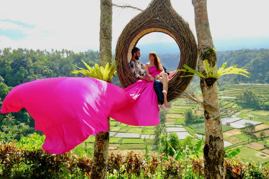 Bali: Swing with Falls, Rice Terrace, & Monkey Forest Option - Jungle Swing Over Rice Fields: the Main Photo (and Adrenaline) Moment
