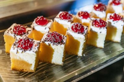 Bangkok: Alangka Luxury Buffet Dinner Cruise With Live Music - The 2-Hour Schedule That Fits Real Life