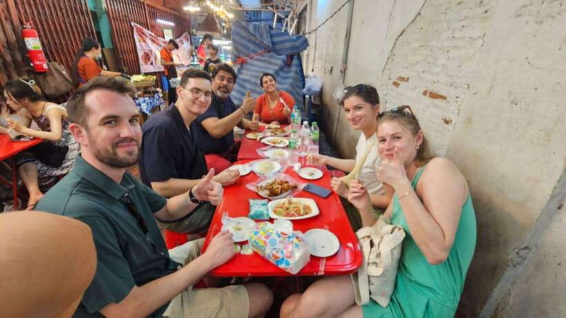 Bangkok Authentic Tasting Thai-Chinatown Walking Food Tour - Your walking food strategy: why this format works
