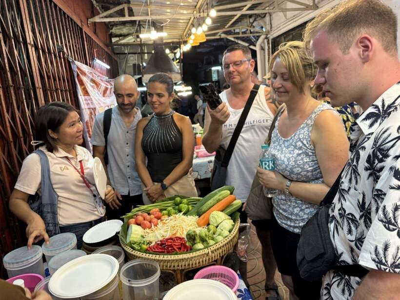 Bangkok Authentic Tasting Thai-Chinatown Walking Food Tour - The food lineup: Thai street classics plus what makes Chinatown specific