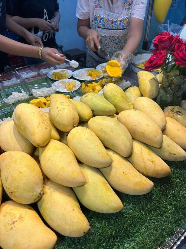 Bangkok Authentic Tasting Thai-Chinatown Walking Food Tour - The biggest limits: pork-heavy, no vegetarian, no gluten-free, no halal