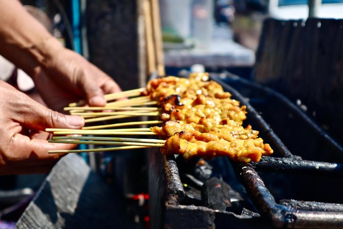 Bangkok by Night Food Tour with 10+ Tastings in Chinatown - Food highlights you should prioritize (based on what’s commonly praised)