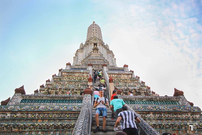 Bangkok City Highlights Tour: Grand Palace & Three Iconic Temples - Wat Pho (Wat Phra Chetuphon): the reclining Buddha stop that teaches you how temples function