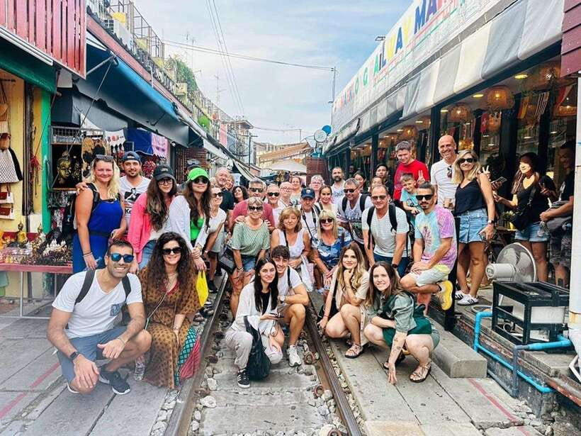 Bangkok: Damnoen Saduak and Mae Klong Train Markets - Key Things That Make This Tour Worth Your Time