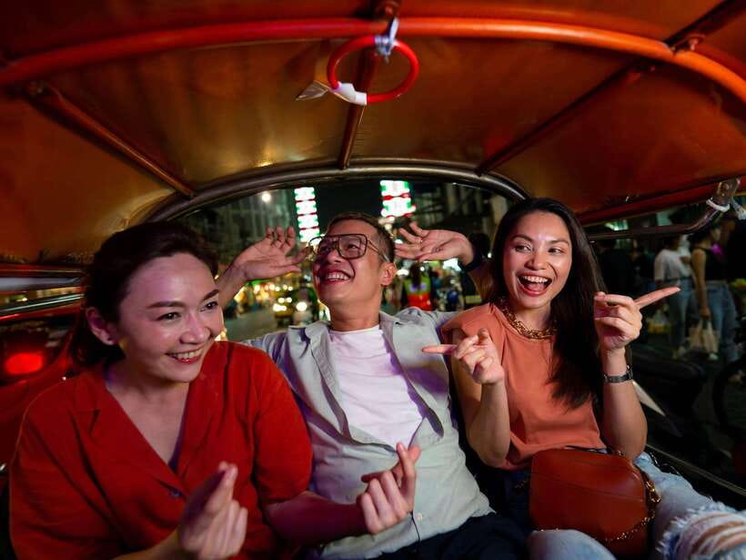 Bangkok: Evening Tour with Wat Arun, Wat Pho & Tuk Tuk Ride - Key things I’d circle before you book