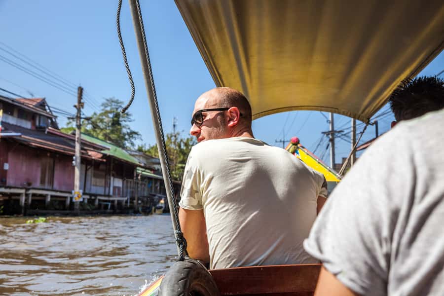 Bangkok: Full-Day Customized Tour with Local Transportation - Entertainment and Photos: The Extra Value You Don’t See on Maps