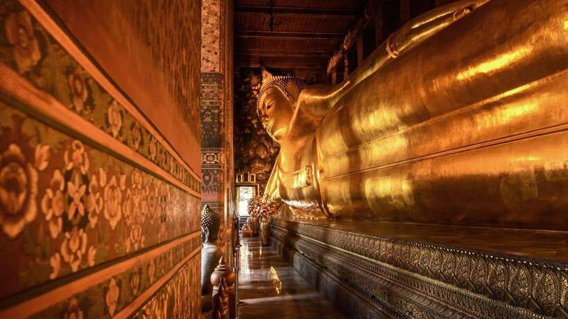 Bangkok: Grand Palace, Wat Pho, and Wat Arun Guided Tour - Bangkok Temples in a Tight 5-Hour Loop From Tha Chang Pier