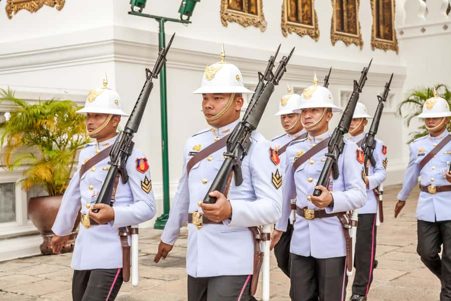 Bangkok: Grand Palace, Wat Pho, and Wat Arun Private Tour - Transportation quality and timing: why the driver matters